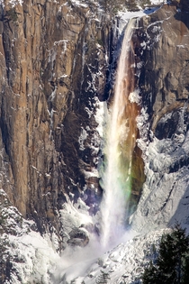 Spent all day chillin at Tunnel View and captured this Rainbow fall instead of the firefall Bridalveil Falls Yosemite CA 