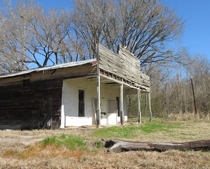 Store on an old spur road that runs from the old Natchez Trace US  in that area to the Natchez State Park campgrounds in Mississippi OC 