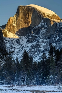 Sunlight kissing the top of Half Dome Yosemite National Park California  OC