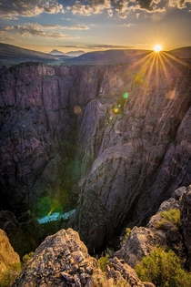 Sunrise over the Black Canyon of the Gunnison OC x