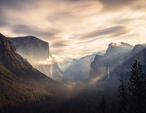 Sunrise over Yosemite Valley 