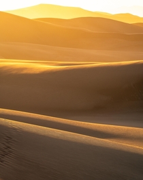 Sunset hiking during golden hour in the Great Sand Dunes National Park The Valley Mosca Co OC x