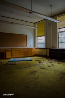 Super moody Abandoned School - 