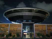 Supreme Court of Singapore aka UFO building 