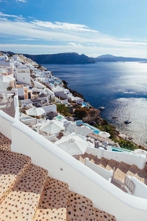 Take me to Greece