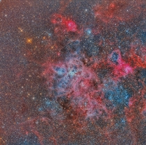 Tarantula Nebula place for death and birth 