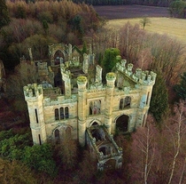 The Crawford Priory was originally built as Crawford Lodge by the st Earl of Crawford in  It was substantially enlarged amp extended in the early th century by a sister of the nd Earl Lady Mary Lindsay Crawford The final owner was the nd Baron of Glasgow 