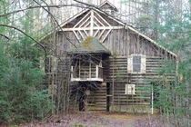 The Dutch Cabin In The Abandoned Community Of Elkmont Great Smokey Mountains National Park 