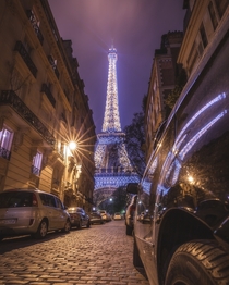 The Eiffel Towers sparkle 