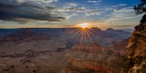 The Grand Canyon Sunrise from Ooh-Ah point on the Kabob Trail 