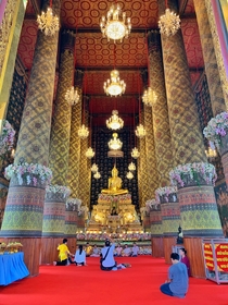 The interior to Wat Hong Rattanaram Ratchaworawihan Temple in Bangkok Thailand 