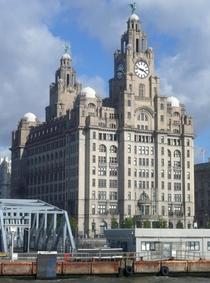 The Liver Building Liverpool OC
