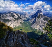 The Majestic View of Glacier Point National Park  IG GiorgioSuighi