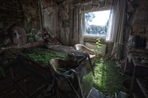 The real abandoned Hotel Room before it was destroyed