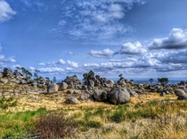 The rocks in the Breathtaking Gardunha - Portugal has more than beaches 