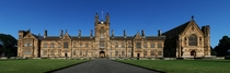 The view as youre about to enter Sydney University 