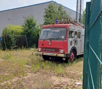 This old fire truck