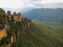 Three Sisters from the Echo Point Lookout  Blue Mountains National Park New South Wales Australia 