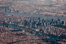 Tilt-shift aerial of New York City by Tim Sklyarov OS 