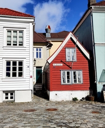 Tiny house in Bergen Norway In terms of age I am guessing late th century or early th century