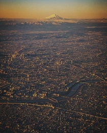 Tokyos Incredible Sprawl