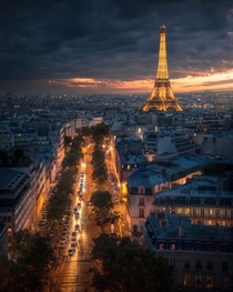 Twilight in Paris 