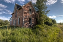 Vacant Farm House in Adjala-Tosorontio Ontario OC