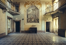 Villa Sbertoli abandoned asylum in Italy 