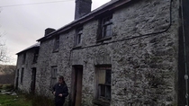 We found this abandoned farm and house way up in the mountains of Snowdonia middle of nowhere 