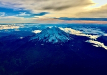Why I always get a window seat - Mt Rainier  x  