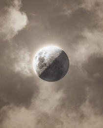 Yesterdays Moon between clouds -  illuminated - Wallpaper linked in the comments 