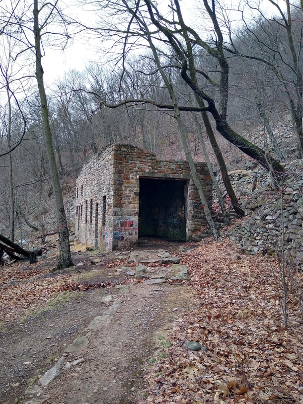  abandoned silica mining building on the side of the mountain Thousand steps trail Mapleton PA USA
