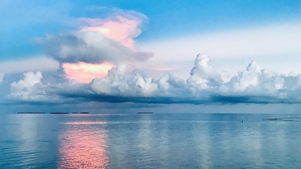  Clouds Key West FL x
