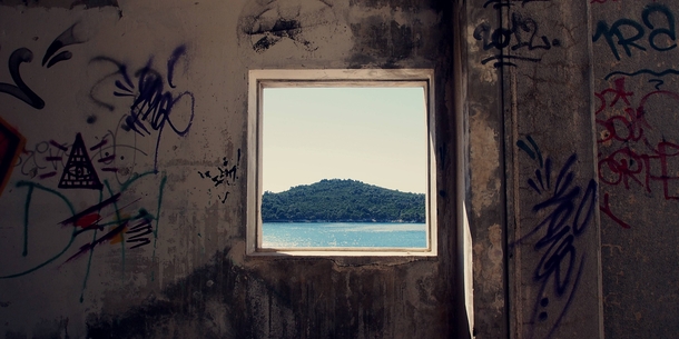  Earthporn meets Abandonedporn - abandoned hotel in Dubrovnik Croatia