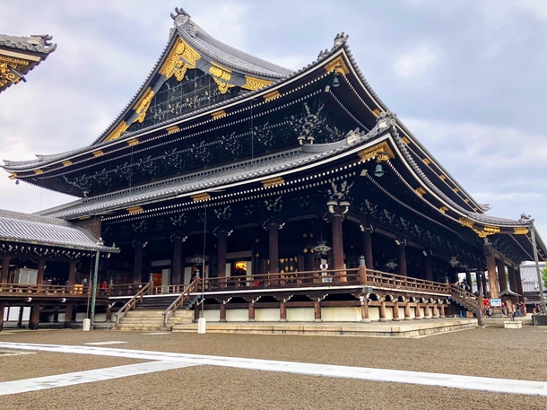  Japan - Kyoto - Higashi hongan-ji Buddhist temple