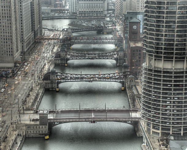  Moving Bridges over the Chicago River - Chicago