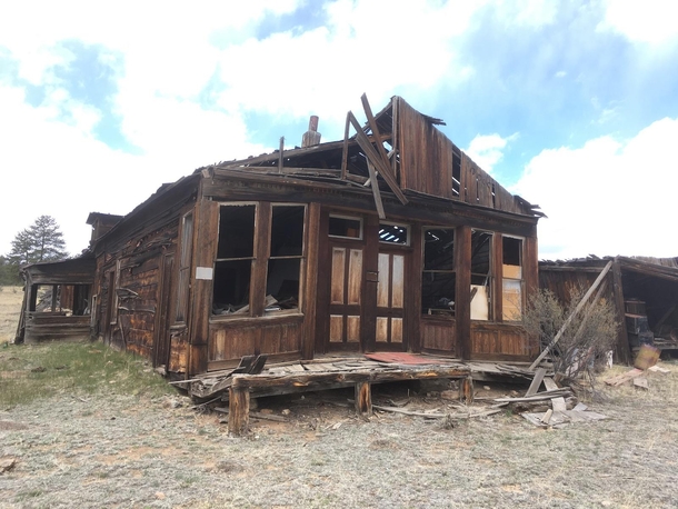  Post office and general store in Tarryall CO