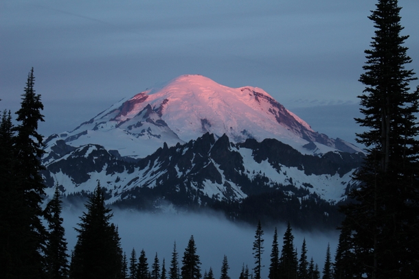  Sunrise on Mount Rainier