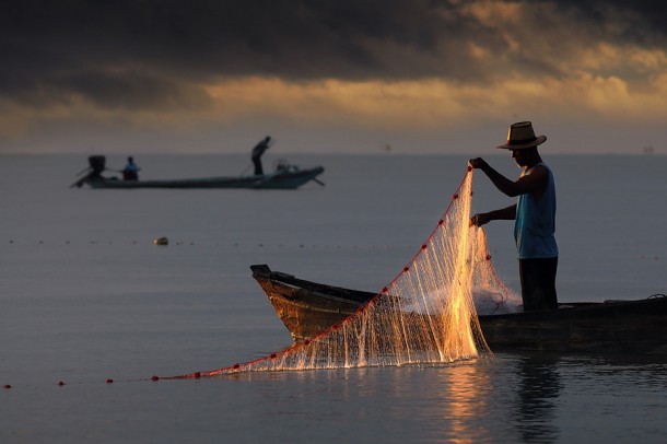  via 500px  Photo Fisher Man by GLSee