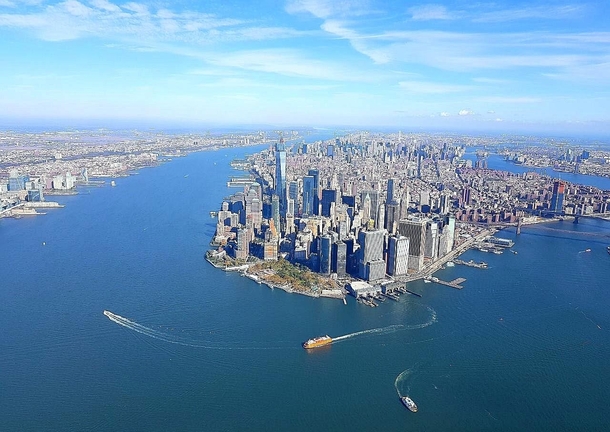  years ago I flew over Manhattan by helicopter and was able to take this beautiful photo 