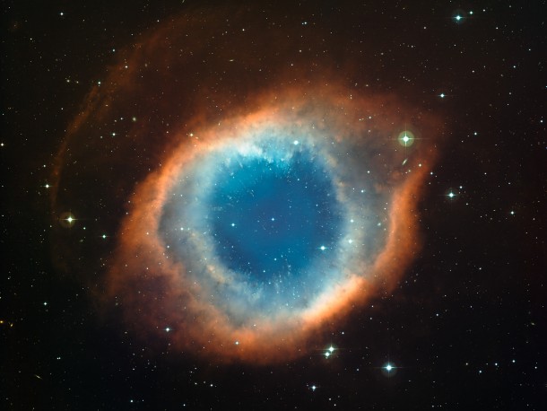 A color-composite image of the Helix Nebula 