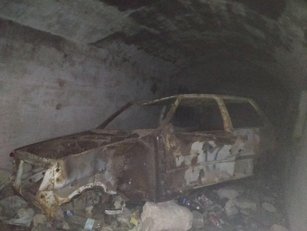 A fucking car burned found in abandoned bunker