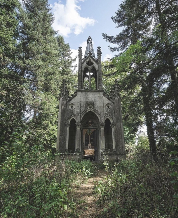 A hidden lost church in France near Rouen