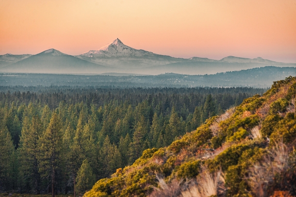 A memorable sunset over Mt Jefferson central Oregon 
