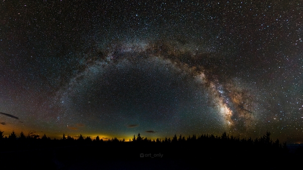 A panorama of the Milky Way from a mountain in West Virginia 