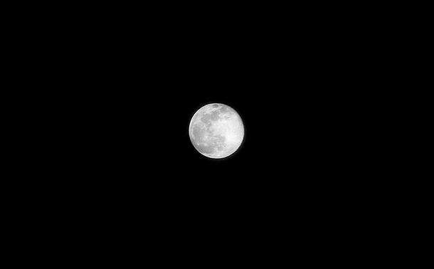 A picture I took of the super moon a few nights ago A little editing but not much Im a very beginner photographer