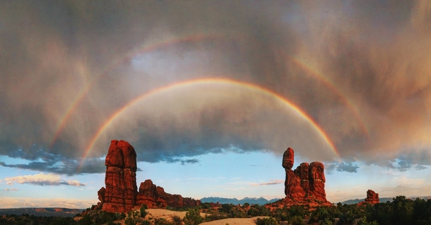 A picture of unexpected arches at Arches National Park by uGodLemon was on the frontpage earlier today With her permisson I centered and edited it a bit 