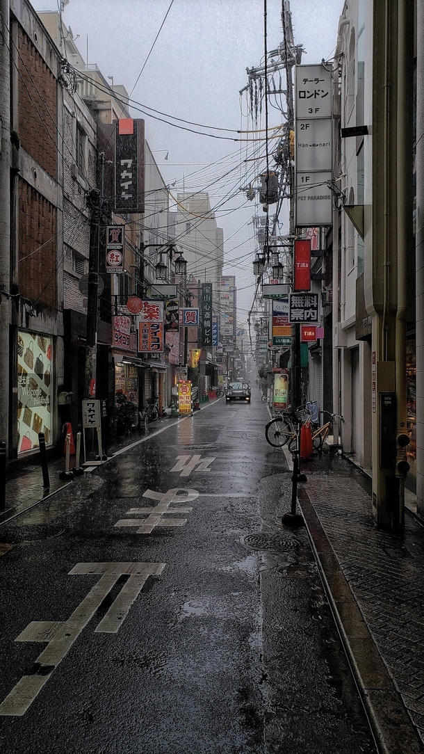 A rainy Osaka side street OC