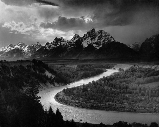 A shot by Ansel Adams the king of black and white Earthporn 