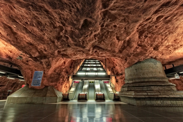 A station of Stockholms Sweden tunnel-rail system - so-called because a bit too much is above ground for it fully to warrant being called a subway-rail system 